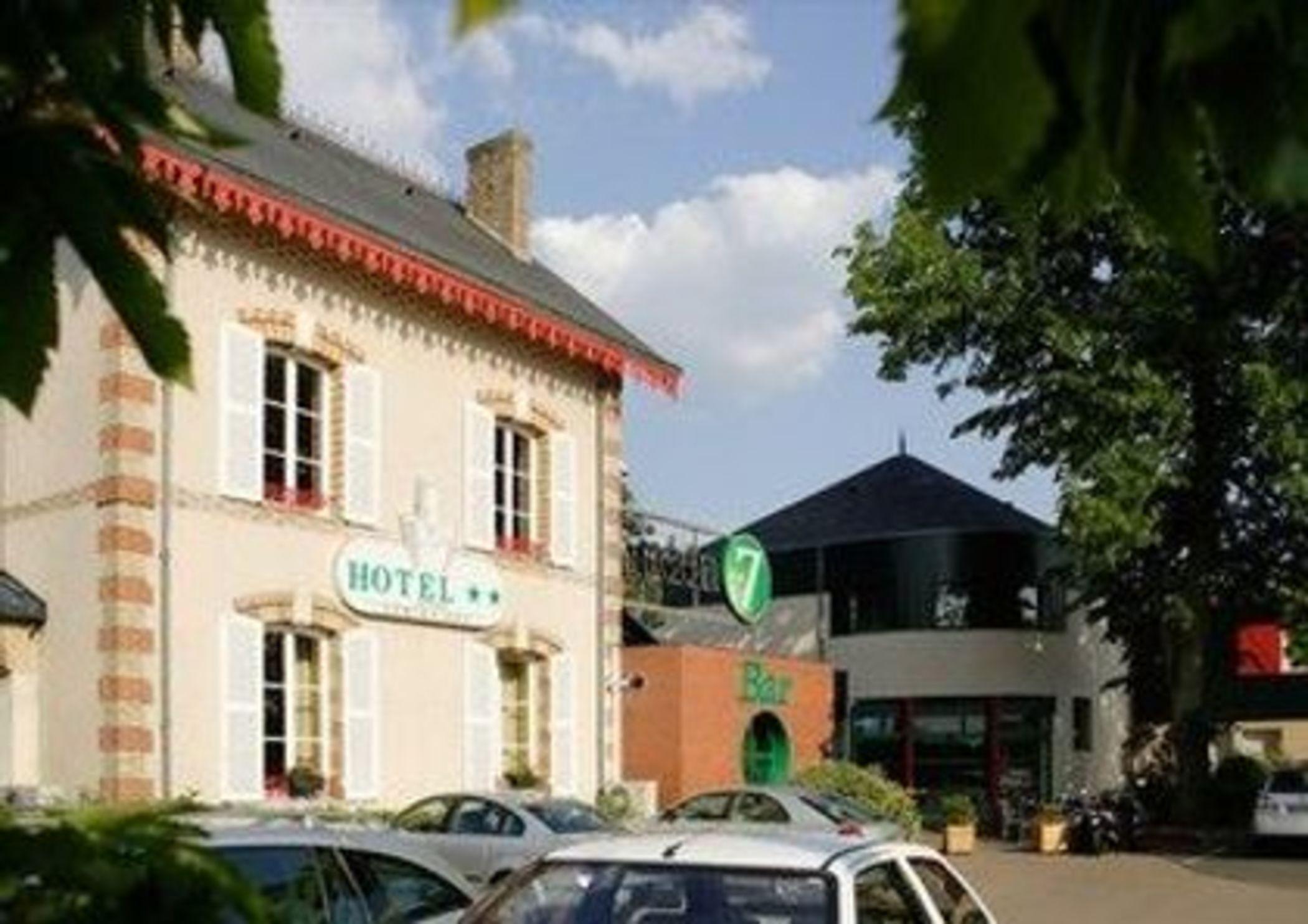 Hotel Le Circuit Le Mans Luaran gambar